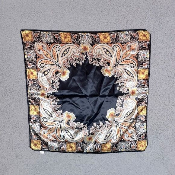 WOMENS SILK SQUARE BLUE AND GOLD DESIGN - Picture 1 of 7